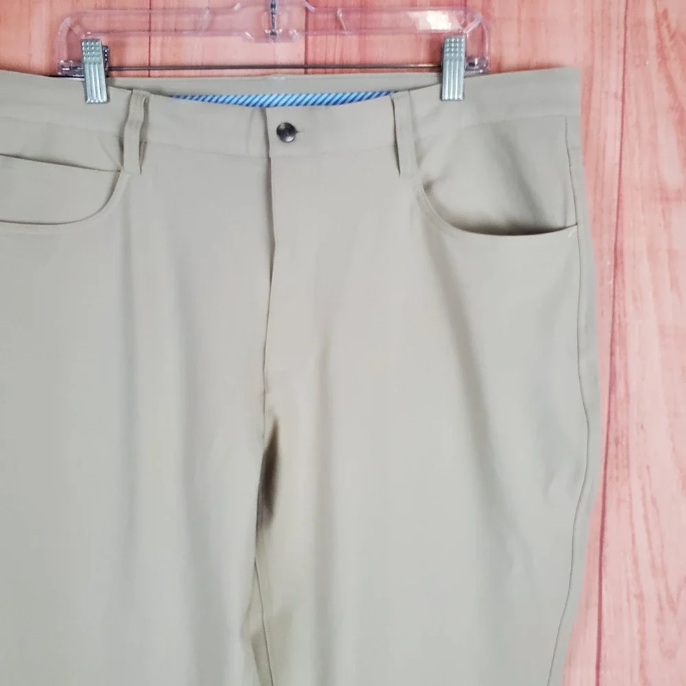 FootJoy Mens Golf Pants Sz 38X32 Tan Stretch Flat Front Athletic Fit Performance